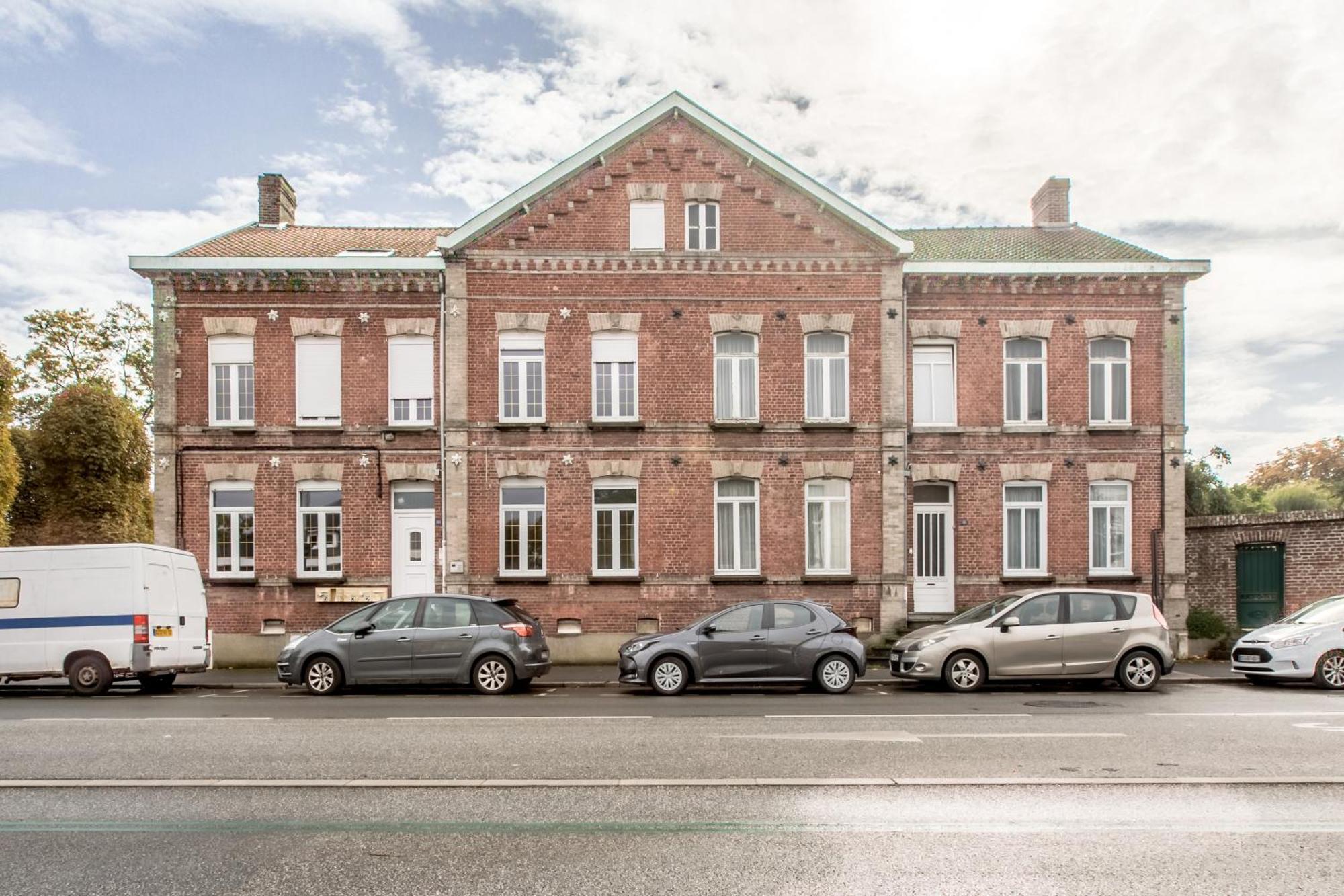 Le Larsen Leilighet Liévin Eksteriør bilde